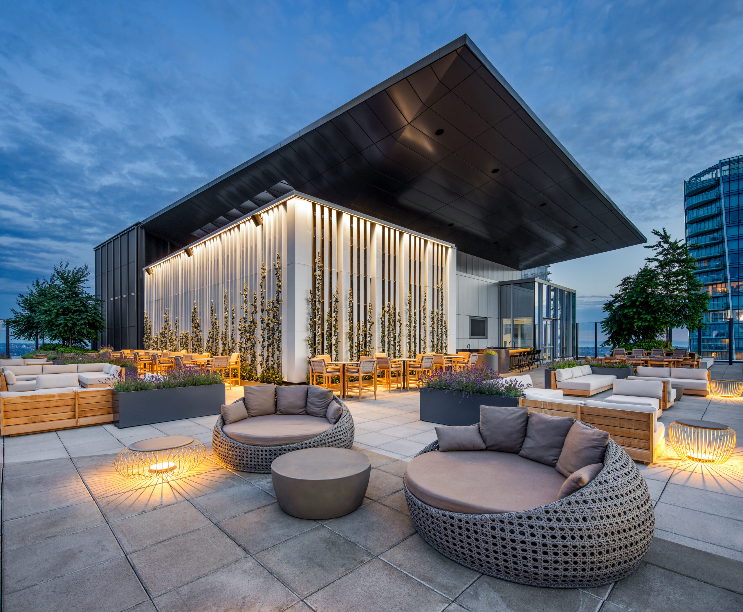 41 Rooftop The Stack Rooftop Amenity - Flow Engineering